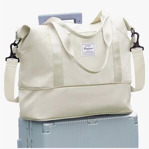 Flores's Multi-Use Duffle Bag